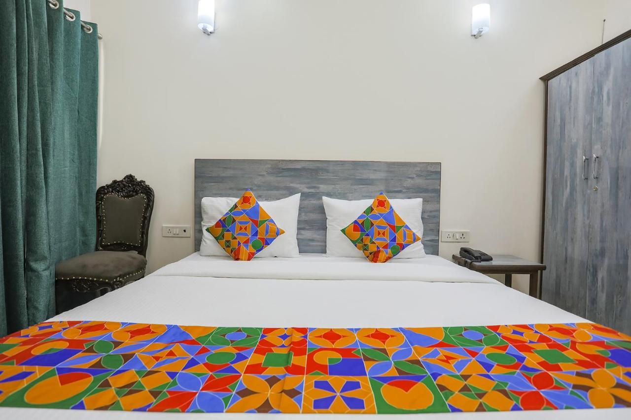 Fabexpress Jpm Harshdeep Hotel New Delhi Exterior foto